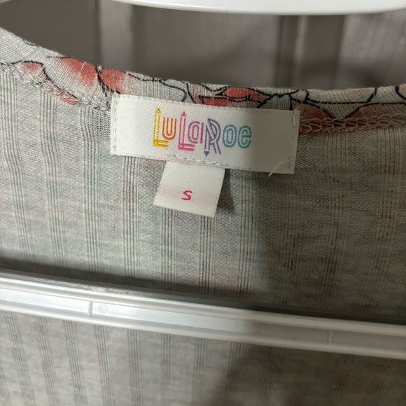 LuLaRoe S (6-8) Duster Cardigan Sarah Floral Gray Salmon Ribbed - Picture 7 of 12